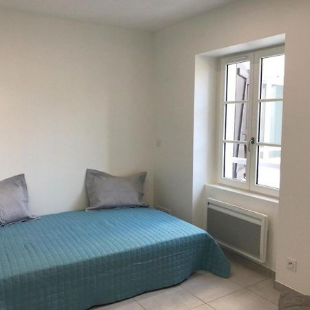 Studio Renove En Centre-Ville, Ideal Pour Des Vacances A Pied, Calme Et Confort, Classe 2 Etoiles. - Fr-1-4-512 Saint-Jean-de-Luz Ngoại thất bức ảnh